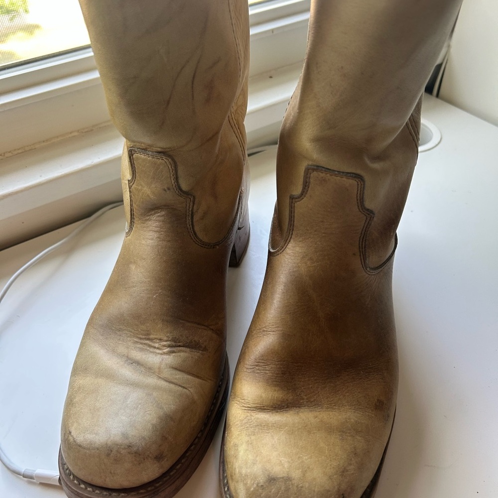 Frye Men's Tan Leather Boots - Picture 6 of 6